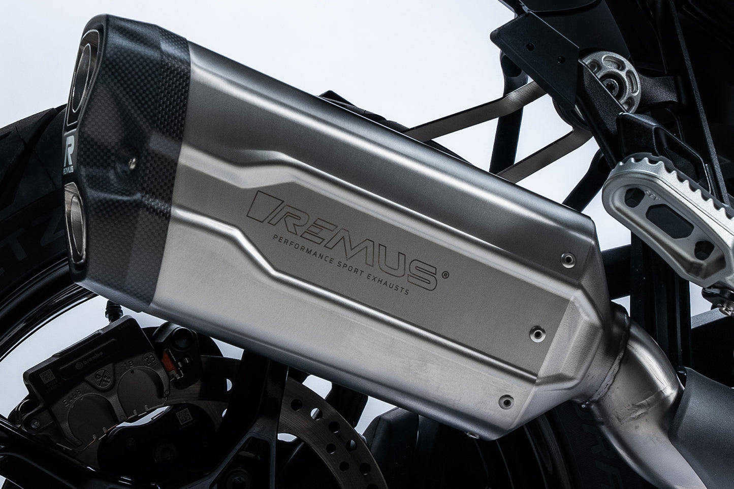 Slip on rear silencer R 1300 GS REMUS 8 2.0