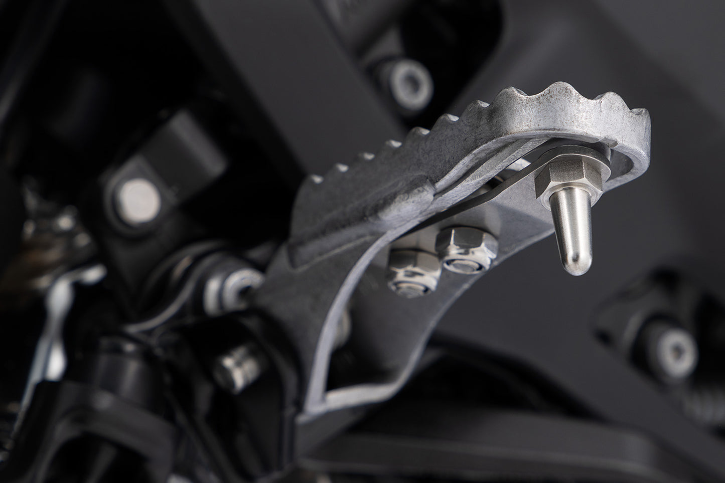 Wunderlich lean angle indicators for the original footrests R 1300 GS