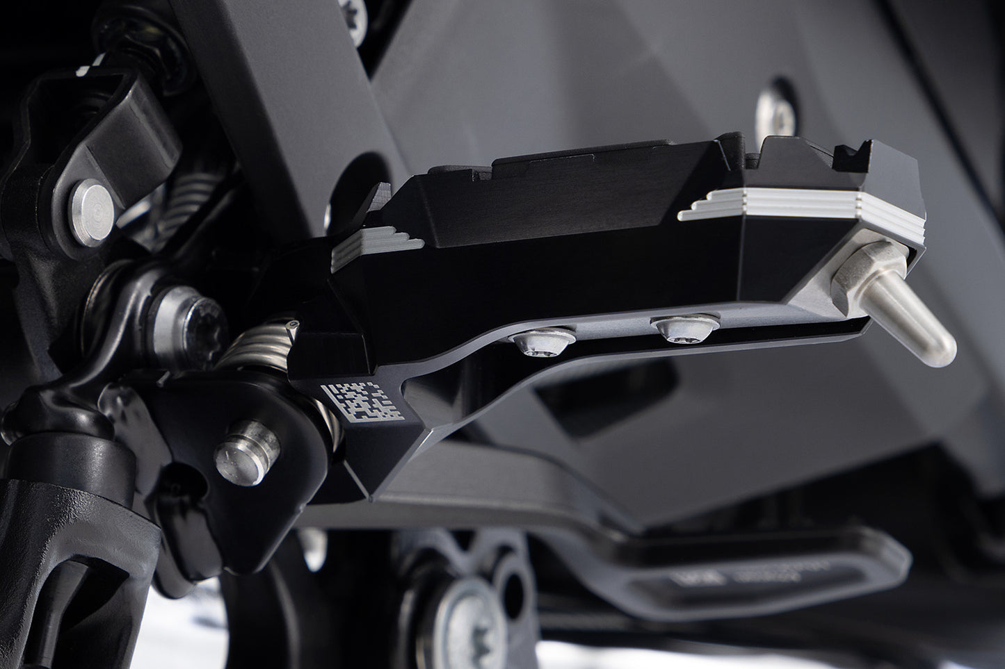 Wunderlich lean angle indicators for the original Option 719  footrests R 1300 GS