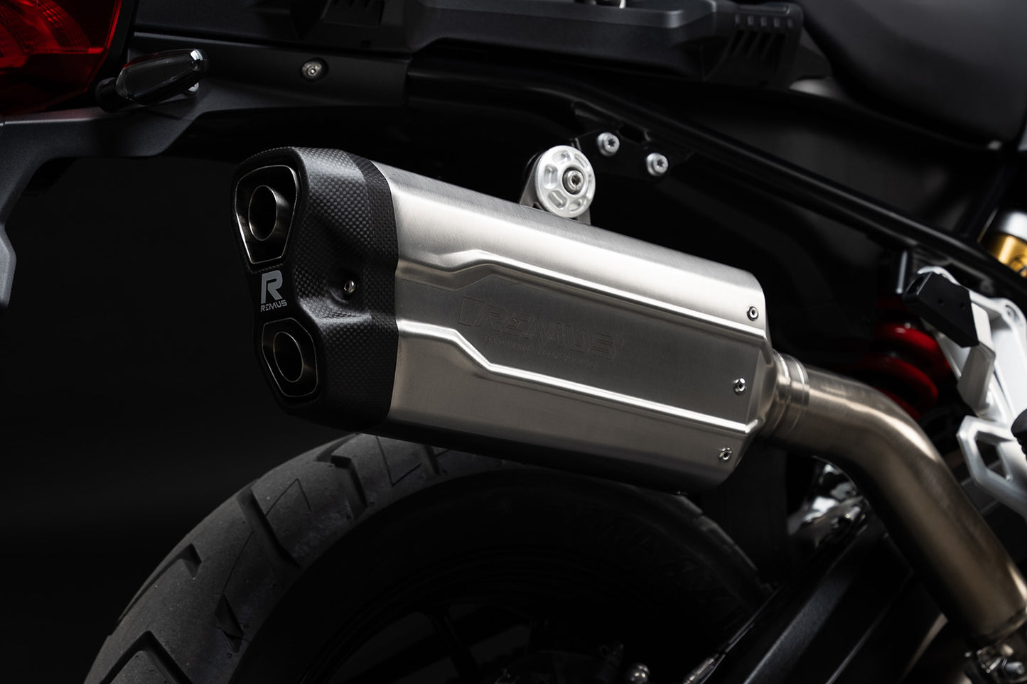 Slip on silencer F 800 GS REMUS 8 2.0