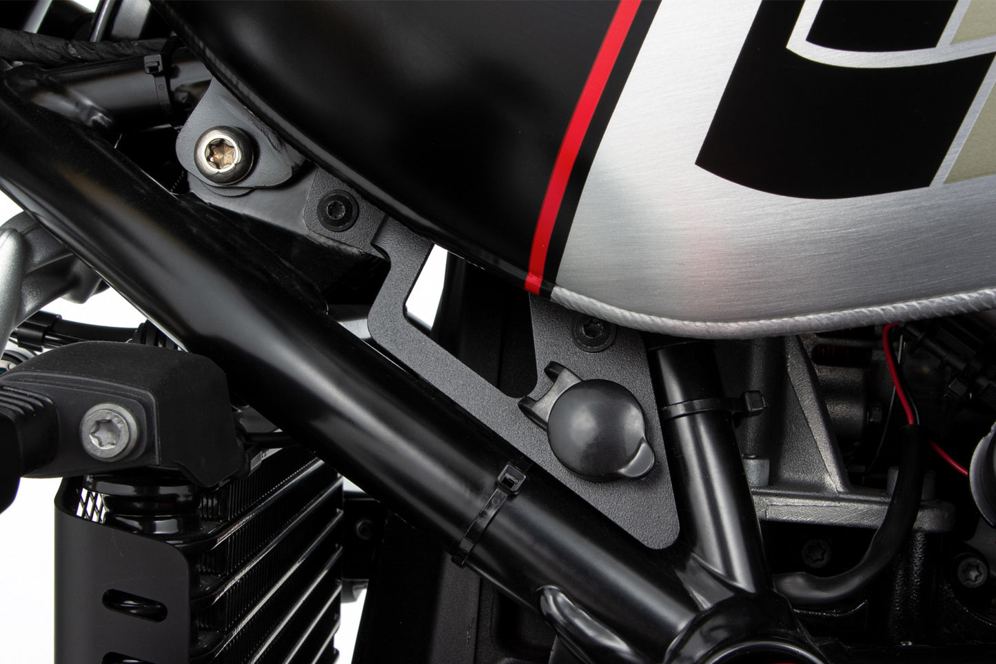 Wunderlich on-board socket
