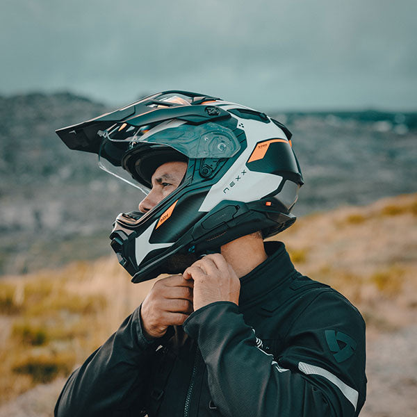 Nexx Helm X.WED3 KEYO CARBON WEISS.ORANGE MT